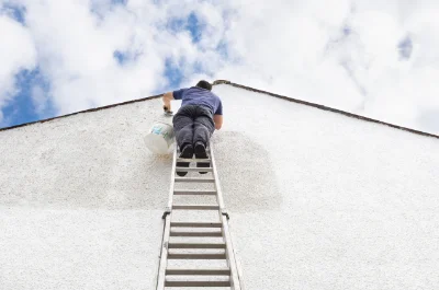 Peinture extérieure aux Pilles — façades et ravalement